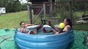 www.faythonfire.com - Dragina & Fayth Fill up Pool w Balloons - No Popping thumbnail