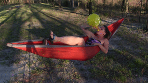 www.faythonfire.com - Hammock Hangout & Yellow Hot Pops thumbnail
